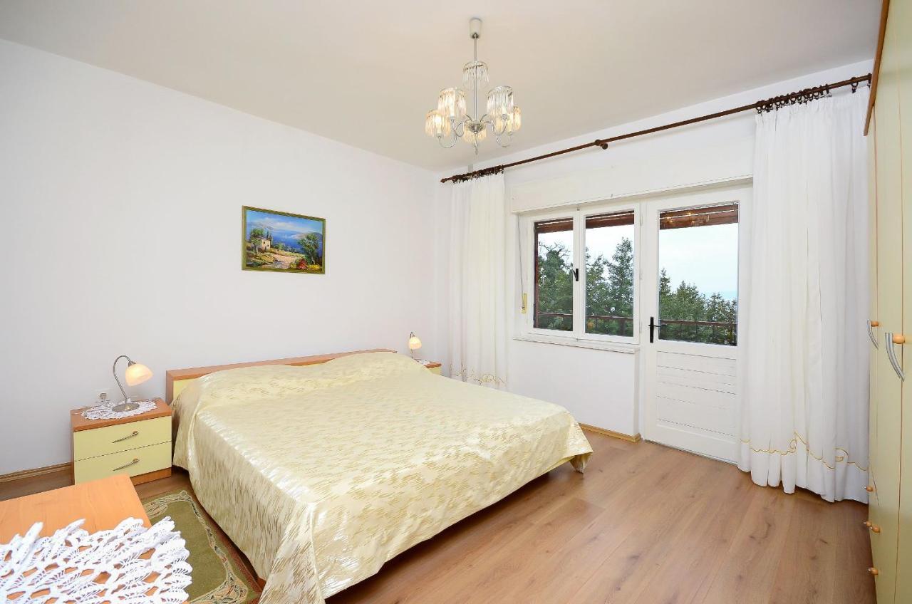 Apartments Mladen Jelica Ičići Buitenkant foto
