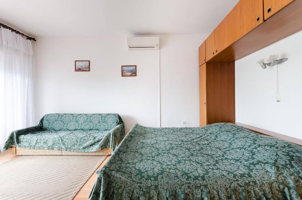 Apartments Mladen Jelica Ičići Buitenkant foto
